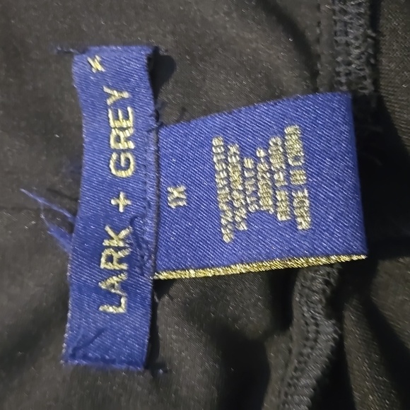 Lark + Grey Straight Leg Black Pants with Rivets Women Size 1X - Picture 3 of 6